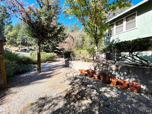 5th image of 24019 Azalea Street