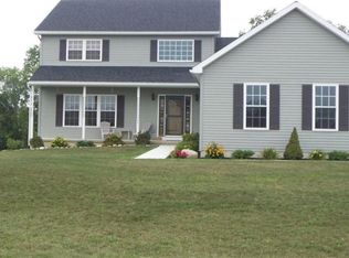 36 Kelly Ln, Halfmoon, NY 12065