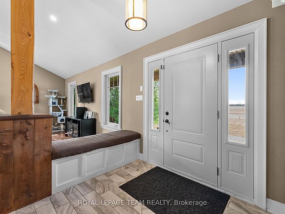 3rd image of 175 Boundary Rd E