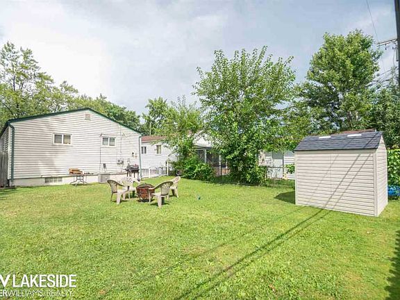 4th image of 20618 Avalon St