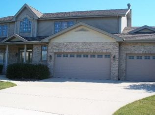 18301 White Oak Ct, Tinley Park, IL 60487