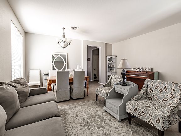 2nd image of 4611 E Hazeltine Way