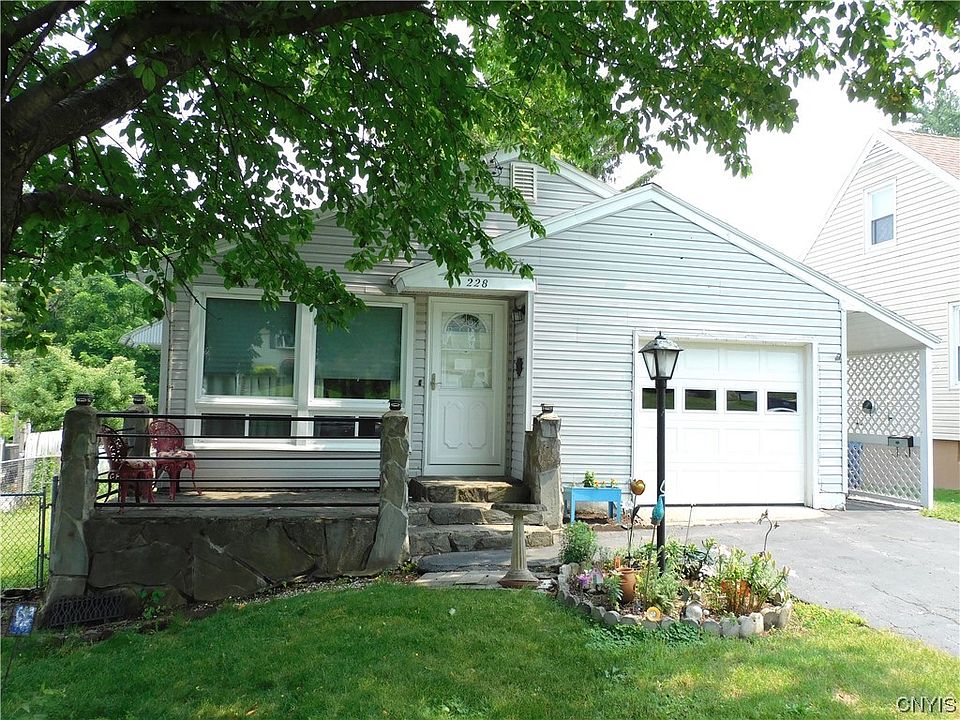 1st image of 228 Male Ave