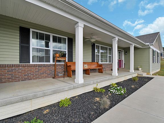5th image of 21 Granite Cliff Dr