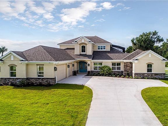 2nd image of 30600 Sunnyridge Ct
