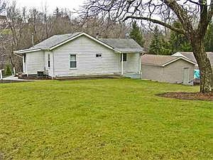 2nd image of 113 Linton Ln