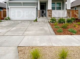 1649 Hopper Ave, Santa Rosa, CA 95403