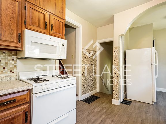 5th image of 4266 Bowman Ave
