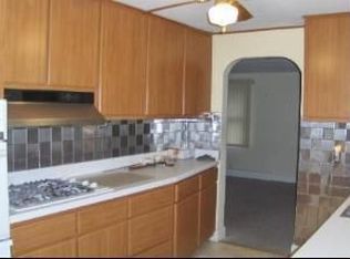 15735 W Buckley Rd, Libertyville, IL 60048