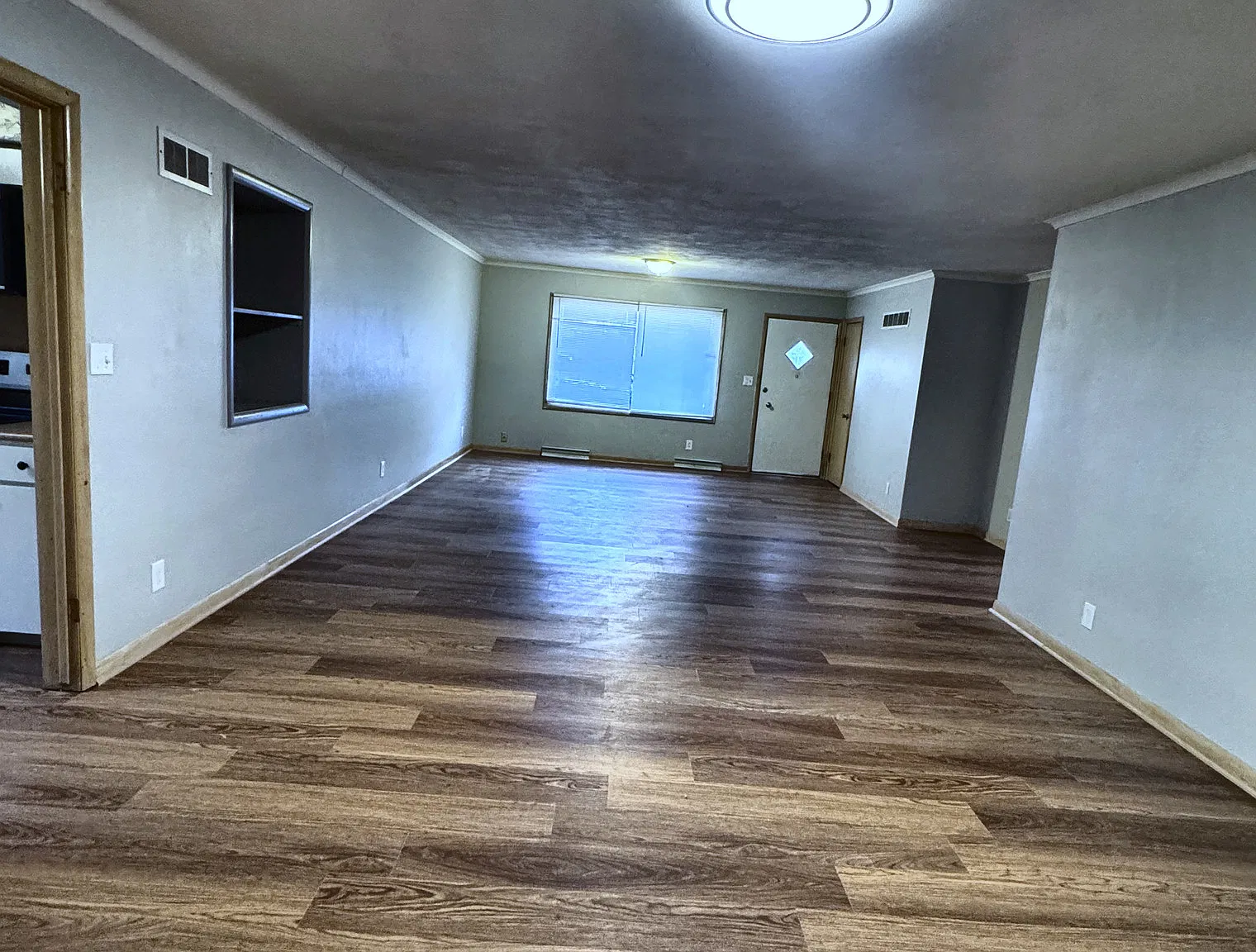 2 bed, 1600 sqft, $1,400 — Photo 3