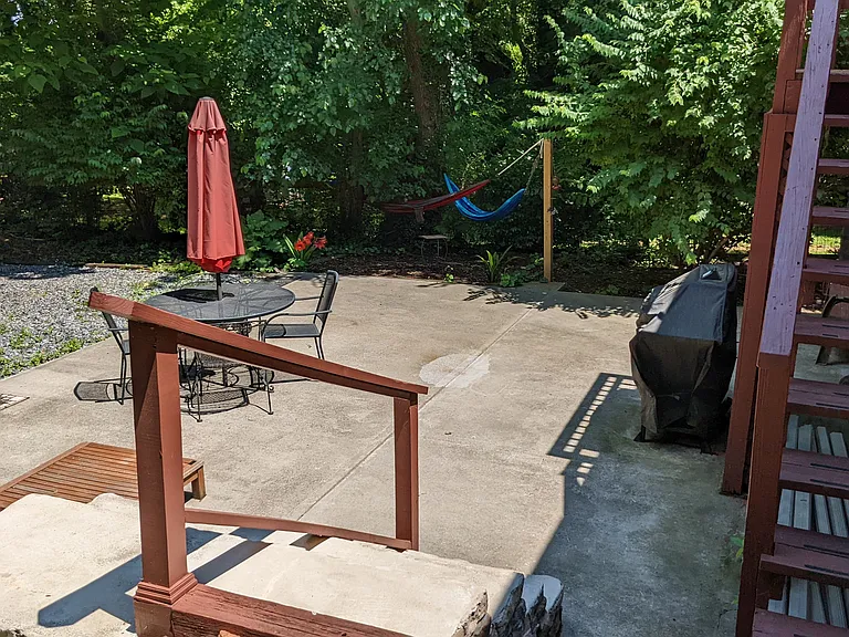 1831 Oxford Ave SW #G — Photo 37