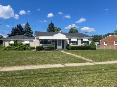 4711 Auburn Rd, Shelby Township, MI, 48317