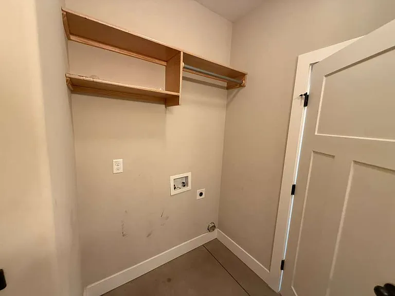 6438 S Vassar Ave — Photo 5