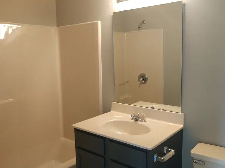 80 Bridgewater Ct — Photo 36