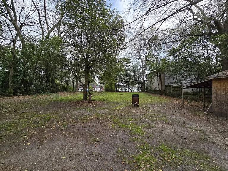 776 Kenyon Ave — Photo 29