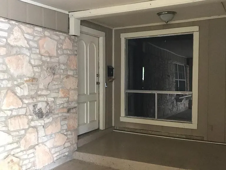 7701 Cool Sands St — Photo 2