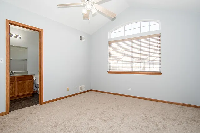 979 Parkhill Cir — Photo 8