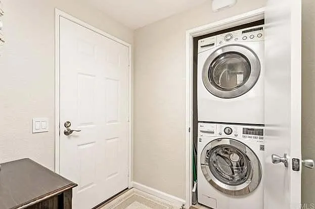 0 Altiva Pl — Photo 9