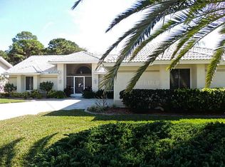5028 Southern Pine Cir, Venice, FL 34293