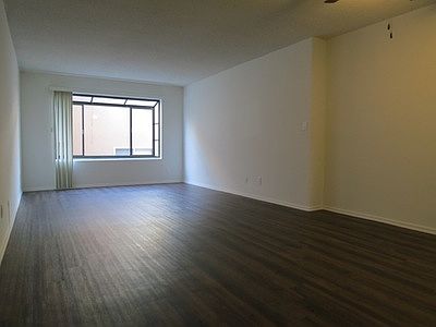 2nd image of 5045 Woodman Ave APT 111