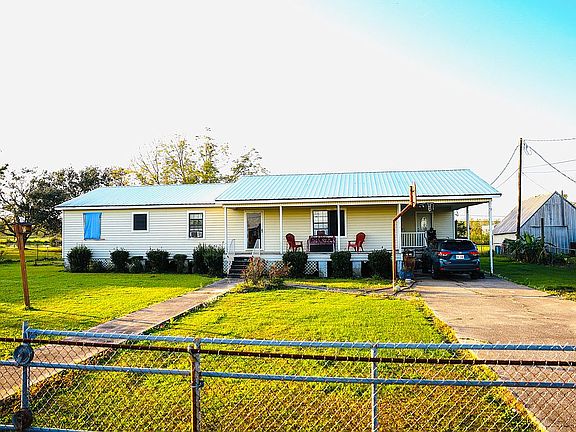 2nd image of 4970 Bayouside Dr