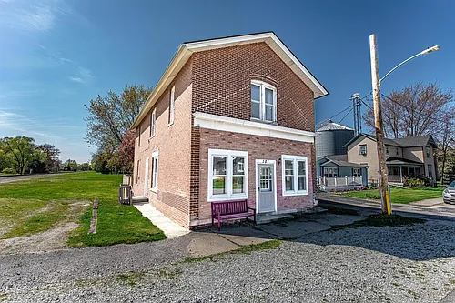 101 N Illinois St #B Photo 1