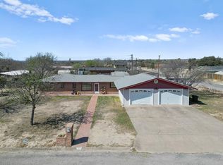 208 N Broadview St, Del Rio, TX 78840