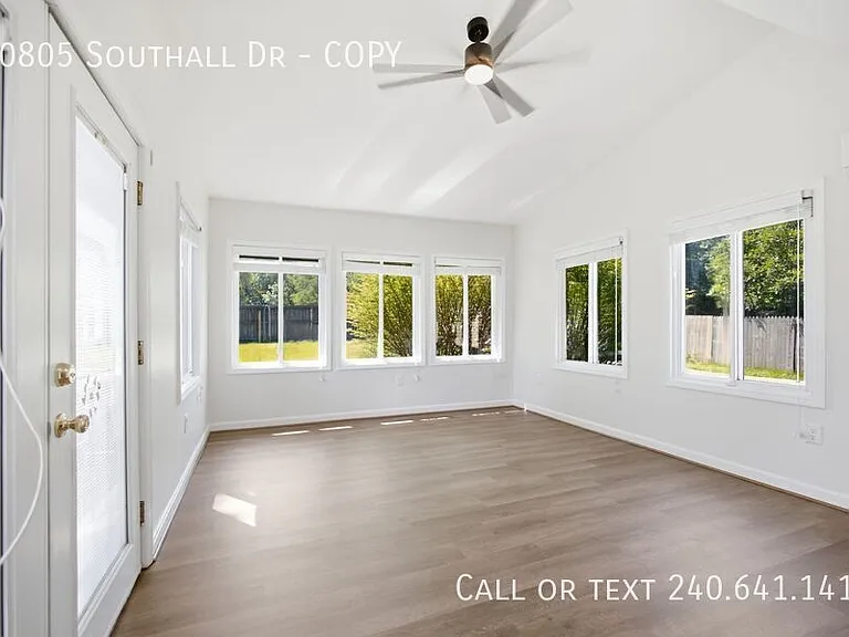 10805 Southall Dr #COPY — Photo 15