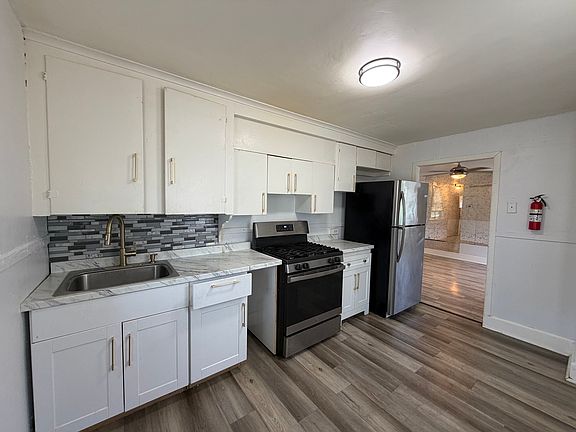 2nd image of 166 Brook St #2