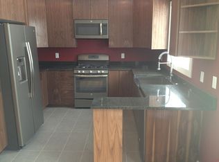 312 6th St NW, Minot, ND 58703