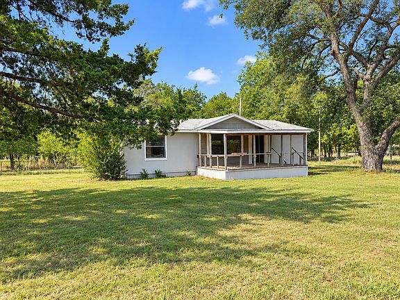 3rd image of 215 Copperhead Ln