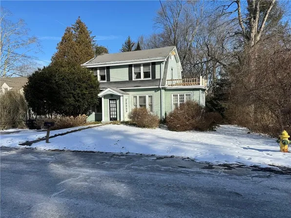 38 Pleasant Street, Katonah, NY 10536