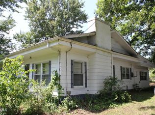 2002 Little Best Rd, Maryville, TN 37803