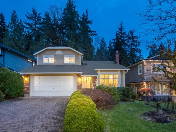 31 Arrow Wood Pl, Pt Moody, BC V3H 4J1