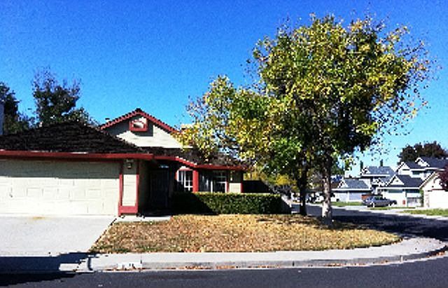 1st image of 800 Raven Dr