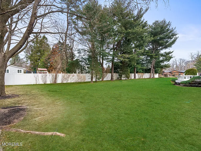 9 Abis Pl — Photo 36