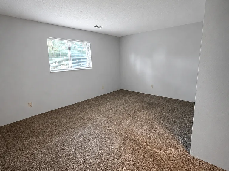 3260 Raven Oaks Dr — Photo 5