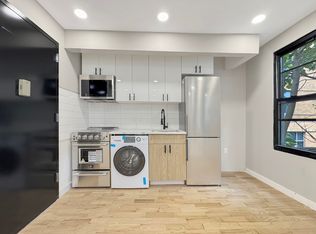 67 W 169th St #PENTHOUSE 2, Bronx, NY 10452