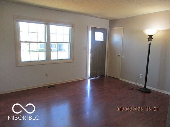 3rd image of 3630 Remington Dr