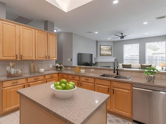 4th image of 12014 Echo Canyon Dr