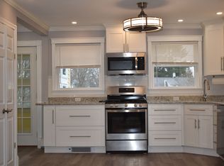 283 Sutton St, North Andover, MA 01845