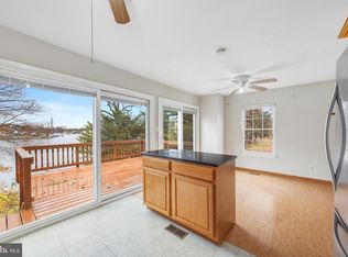 889 New London Hbr, Pasadena, MD 21122