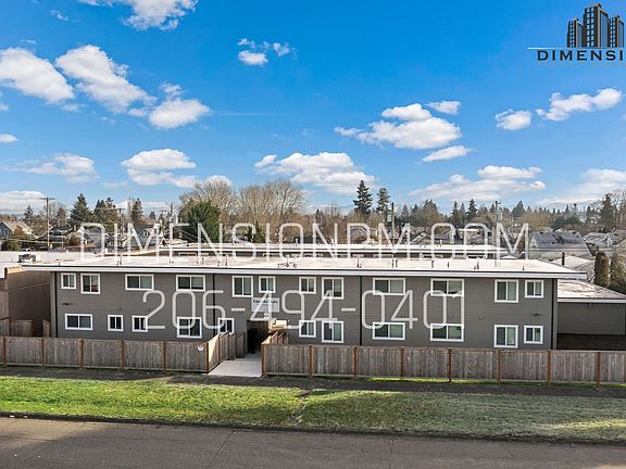 3rd image of 3815 Tacoma Ave S #6