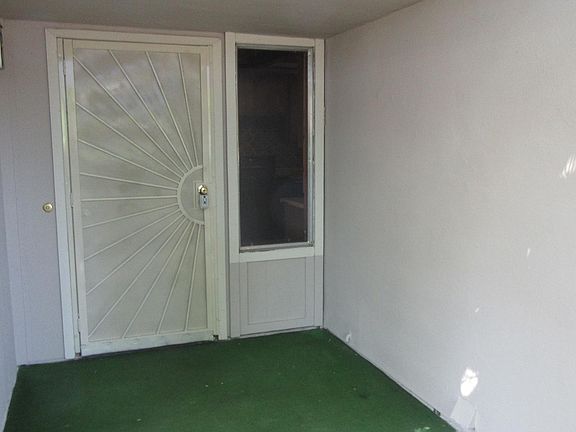 3rd image of 5624 Phlox Ct