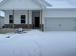 629 Cedarwood Trl, Elyria, OH