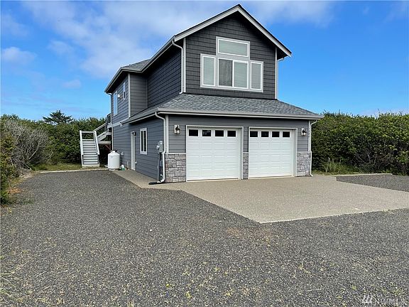 3rd image of 1280 E Ocean Shores Blvd SW