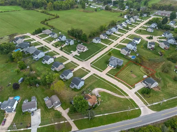 463 Dalton Dr, Wadsworth, OH 44281