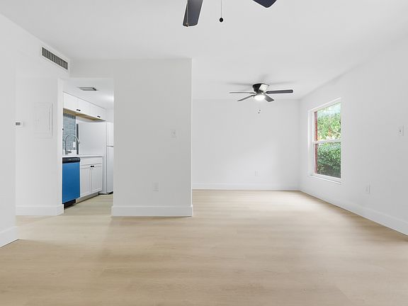 5th image of 1024 82nd Ter N APT A