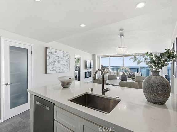 5th image of 700 E Ocean Blvd Unit 2305