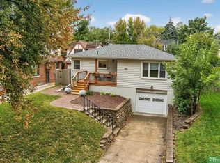 5017 Hamilton St, Omaha, NE 68132